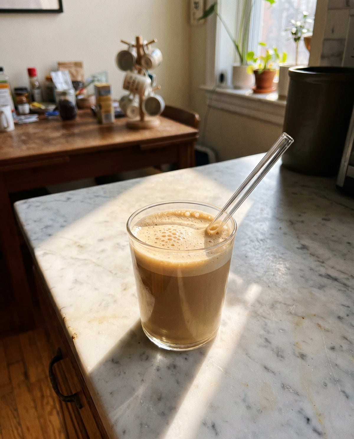 Le mie mattine durante il test — caffè ai funghi cremoso e la miscela vincitrice.